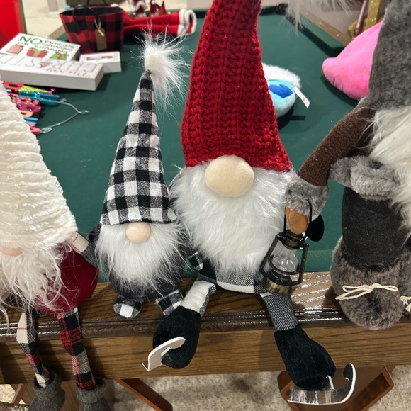 Holiday Christmas Gnome Decorations Lot Bundle of 7 GUC - Picture 4 of 6